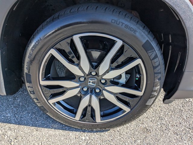 Used 2022 Honda Pilot Touring image 11