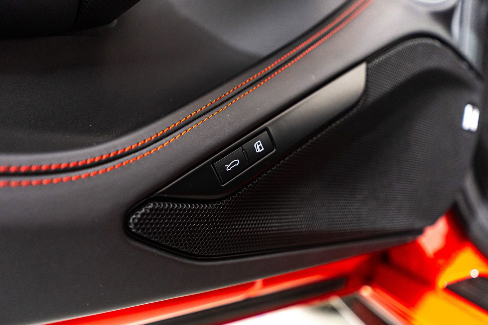 Certified 2021 Ferrari F8 Tributo Base image 29