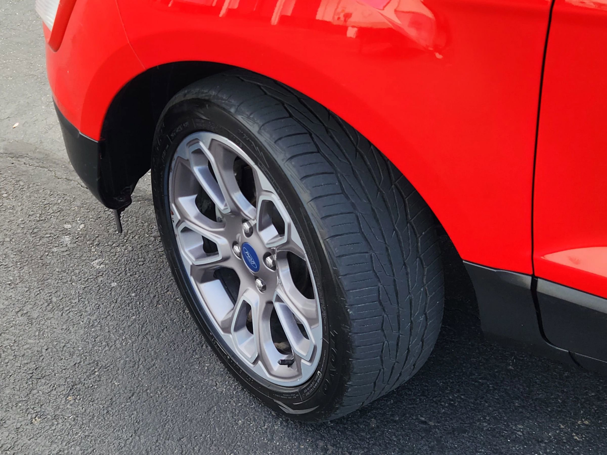 Used 2019 Ford EcoSport Titanium AWD/4WD image 6