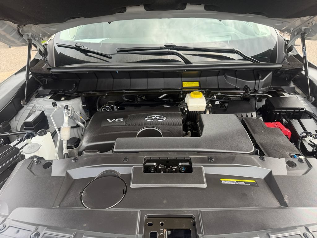 Used 2023 INFINITI QX60 Sensory AWD/4WD image 24
