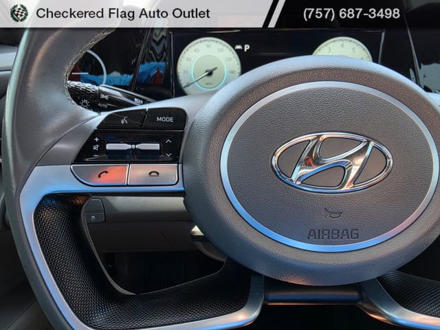 Used 2022 Hyundai Elantra SEL w/ Convenience Package image 25