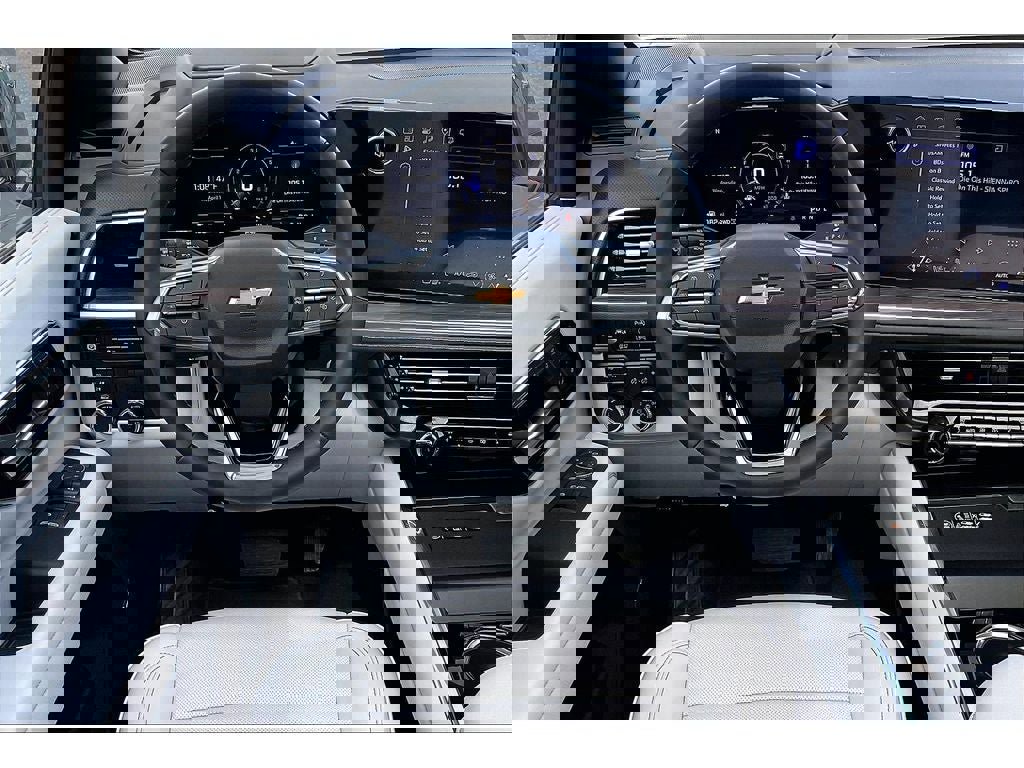 Used 2025 Chevrolet Tahoe Premier AWD/4WD image 6