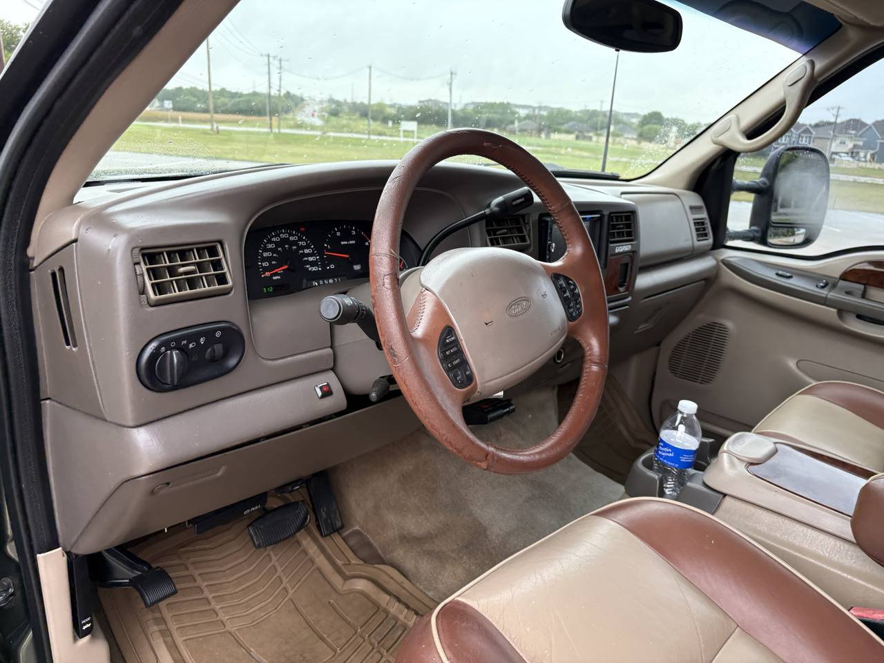 Used 2002 Ford Excursion Limited AWD/4WD image 16