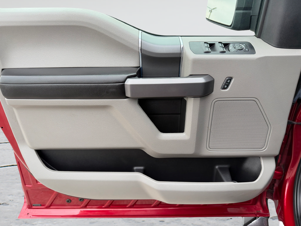Used 2019 Ford F150 XLT w/ Equipment Group 302A Luxury RWD image 33