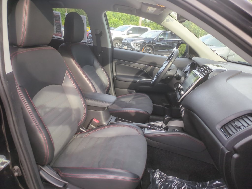 Used 2024 Mitsubishi Outlander Sport AWD image 19
