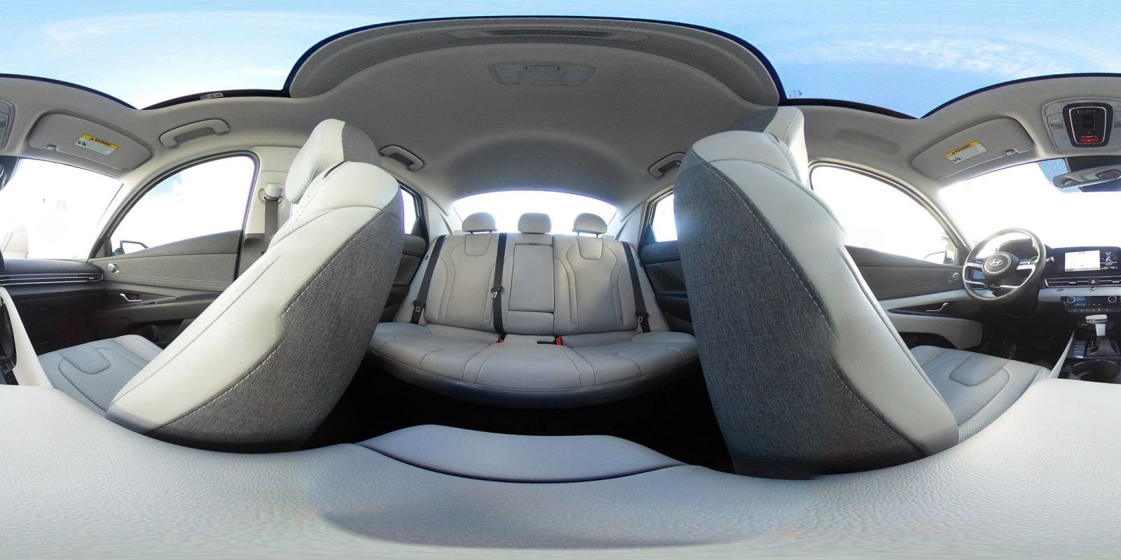 Used 2025 Hyundai Elantra Limited FWD image 45