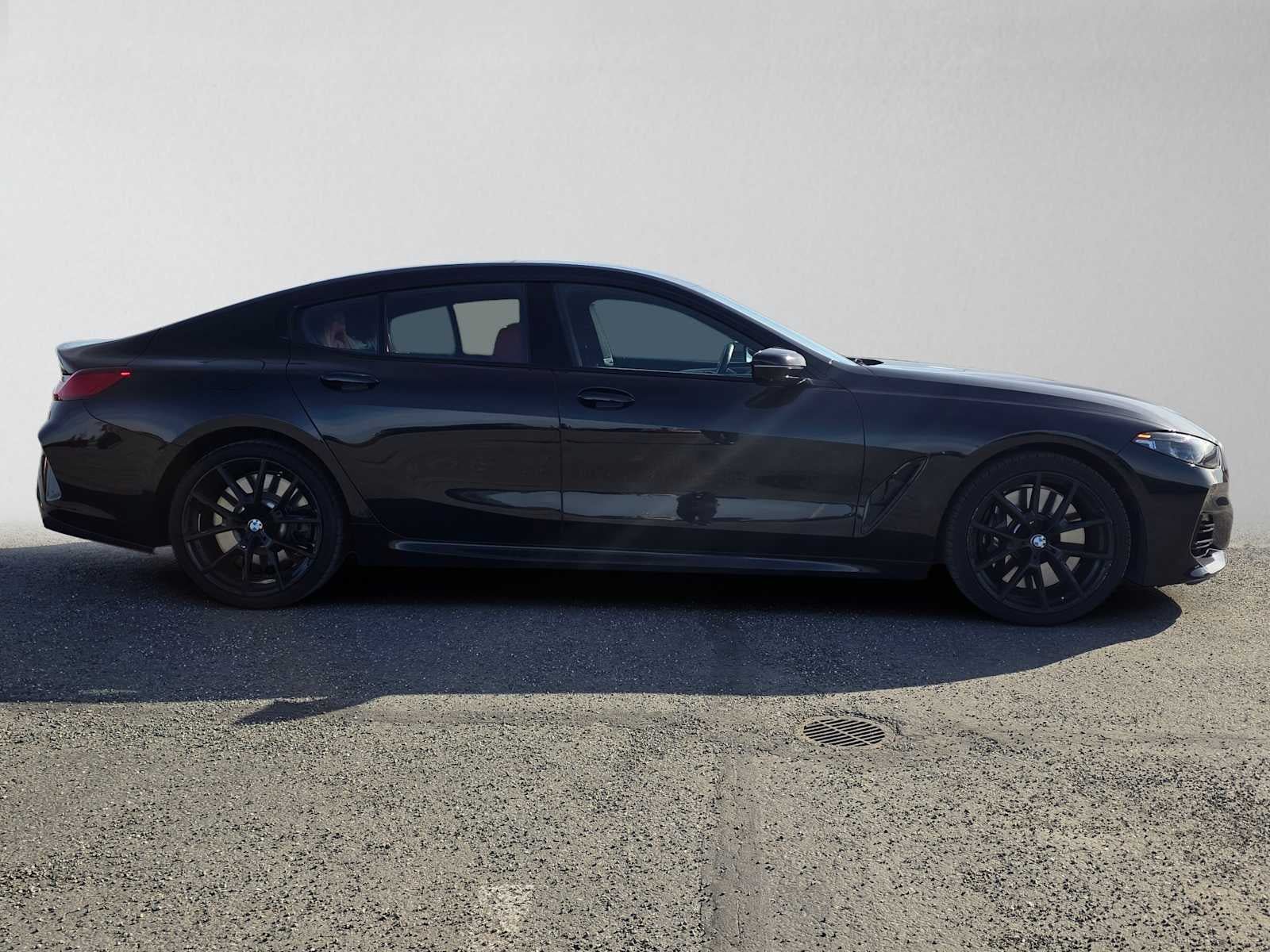 Used 2025 BMW M850i xDrive AWD/4WD image 2