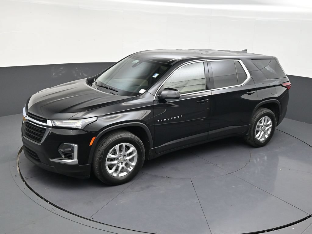 Used 2022 Chevrolet Traverse LS FWD image 11