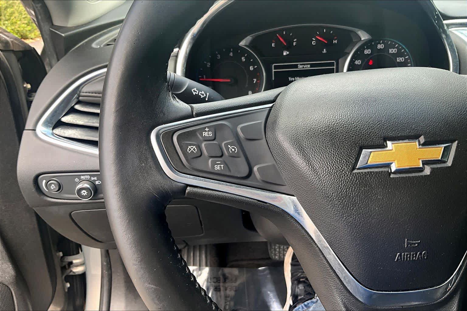Used 2017 Chevrolet Malibu LT w/ Leather Package FWD image 24