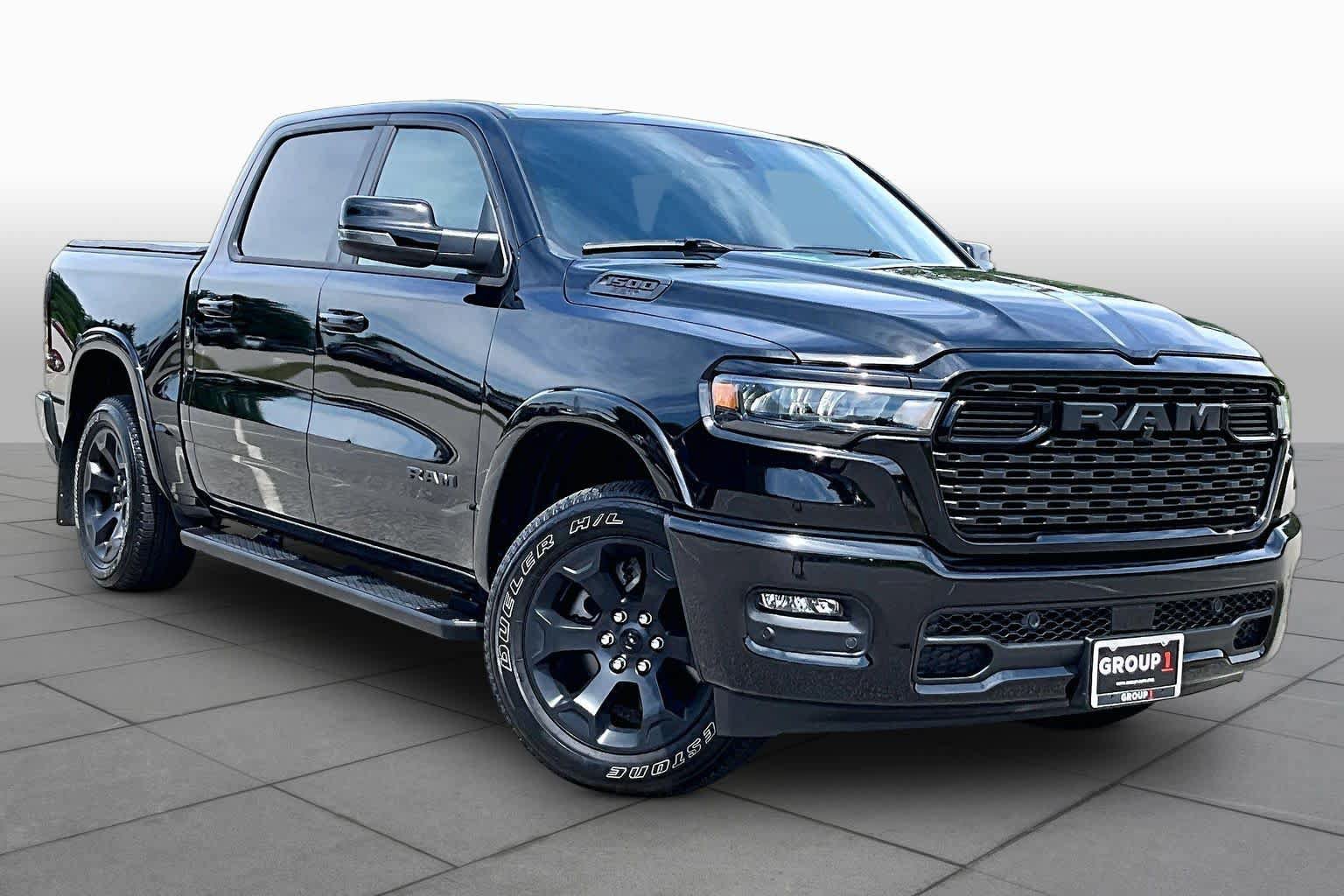 Used 2025 RAM 1500 Big Horn AWD/4WD image 3