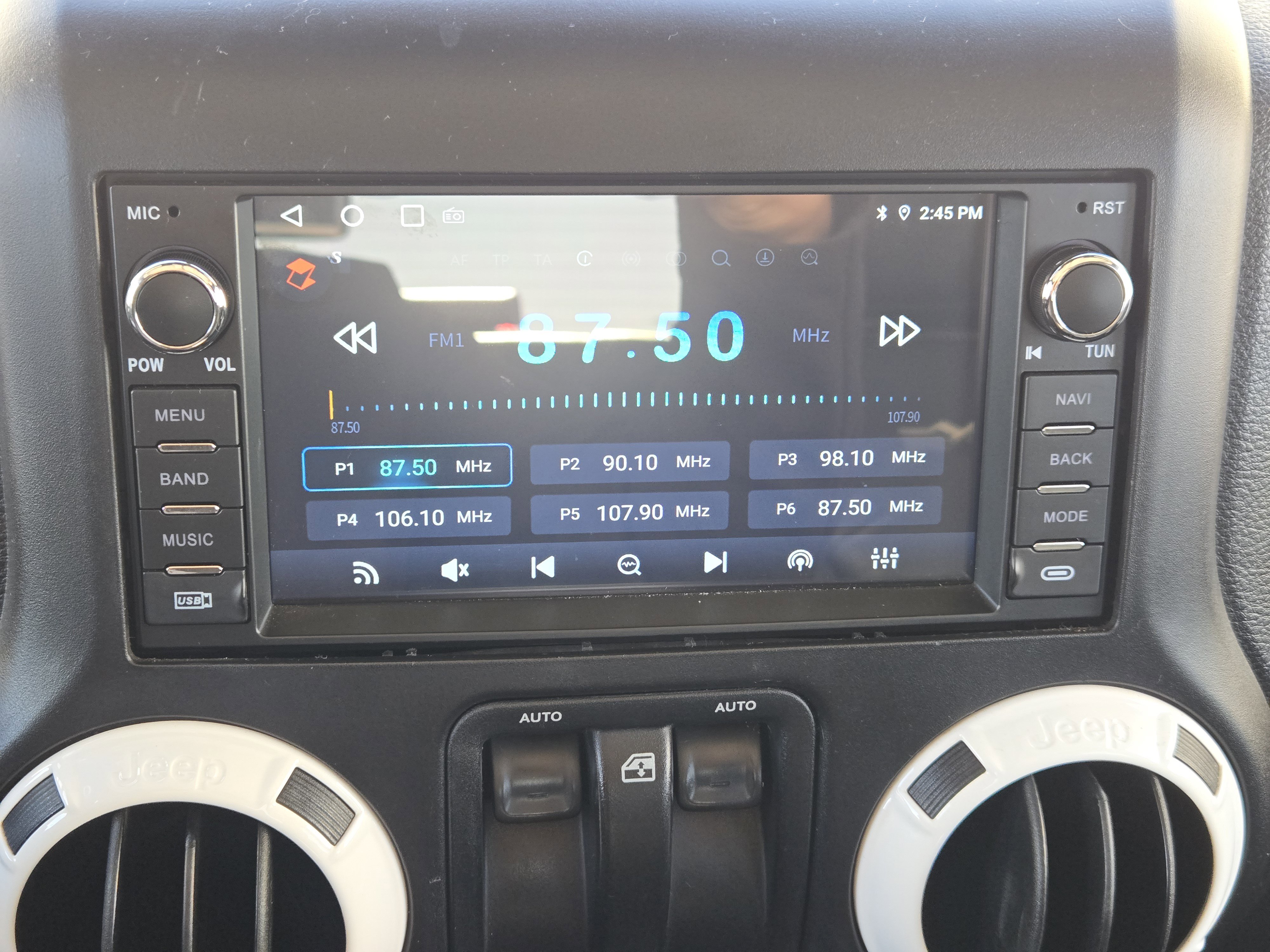 Used 2014 Jeep Wrangler Polar Edition image 18