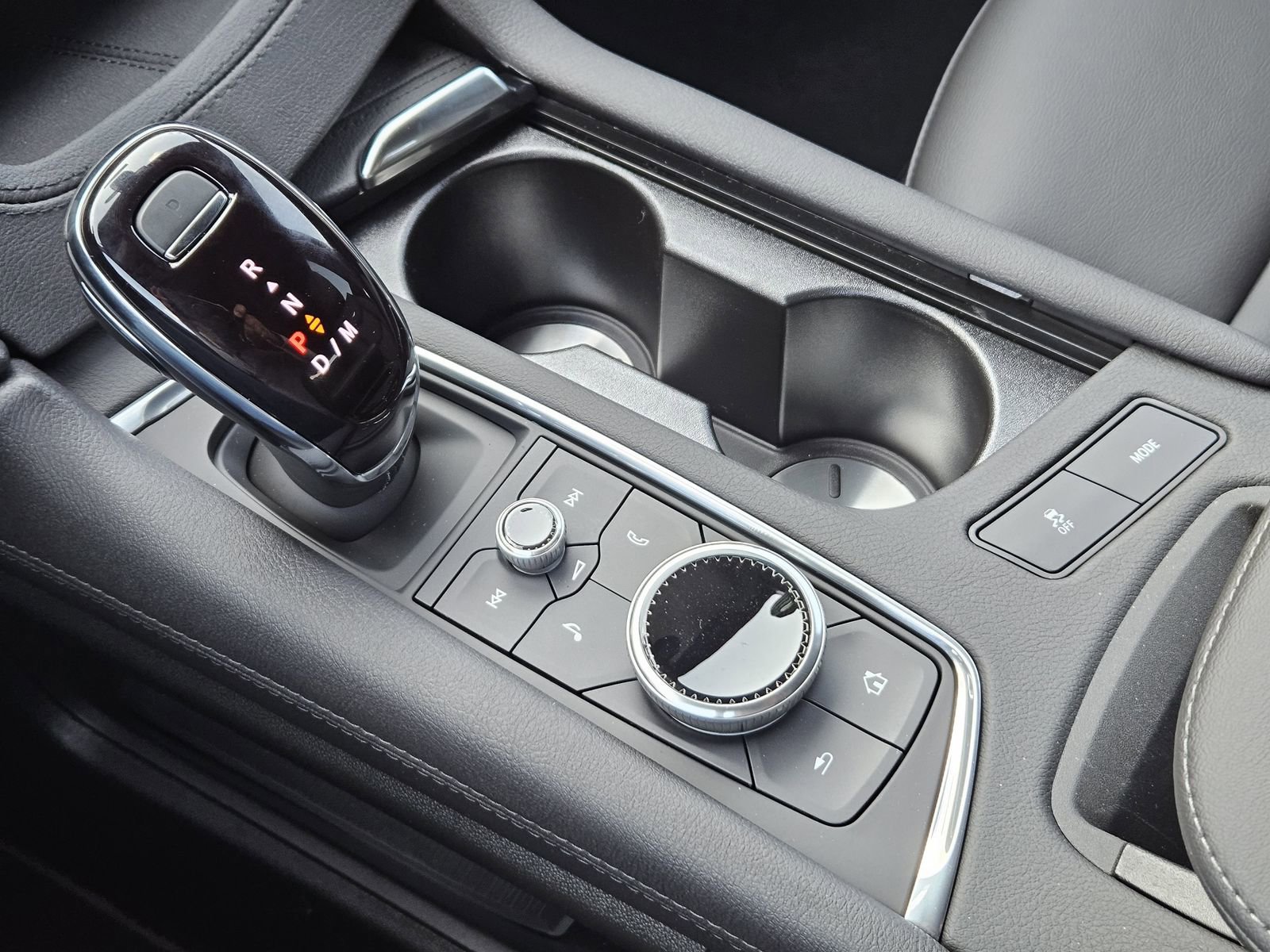 New 2026 Cadillac XT5 Luxury image 21