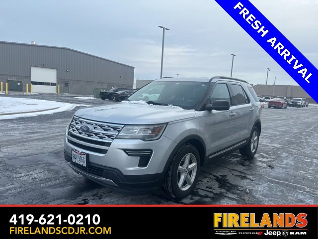 Used 2019 Ford Explorer XLT image 11