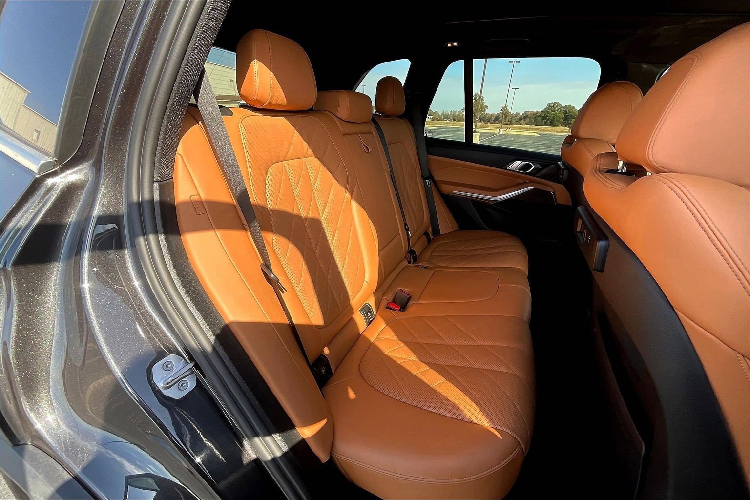 Used 2023 BMW X5 xDrive40i w/ Parking Assistance Package image 17