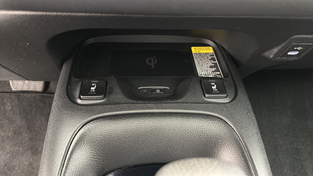 Used 2023 Toyota Corolla XSE w/ Carpet Mat Package (TMS) FWD image 20