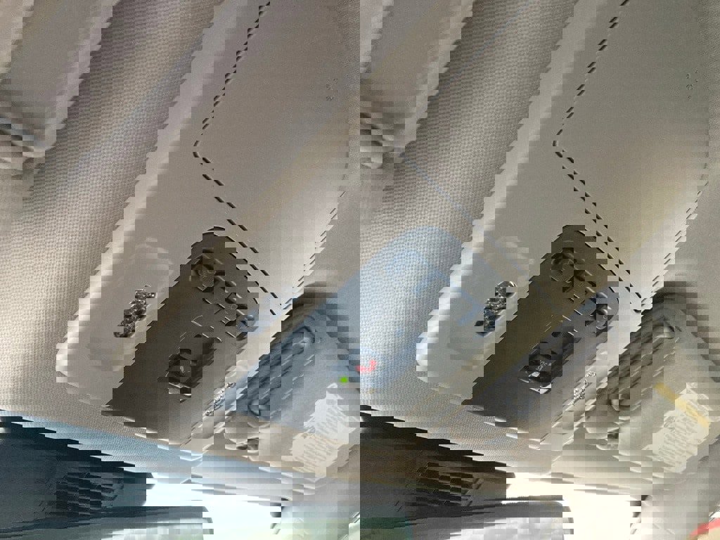 Used 2025 Toyota Camry XLE image 29