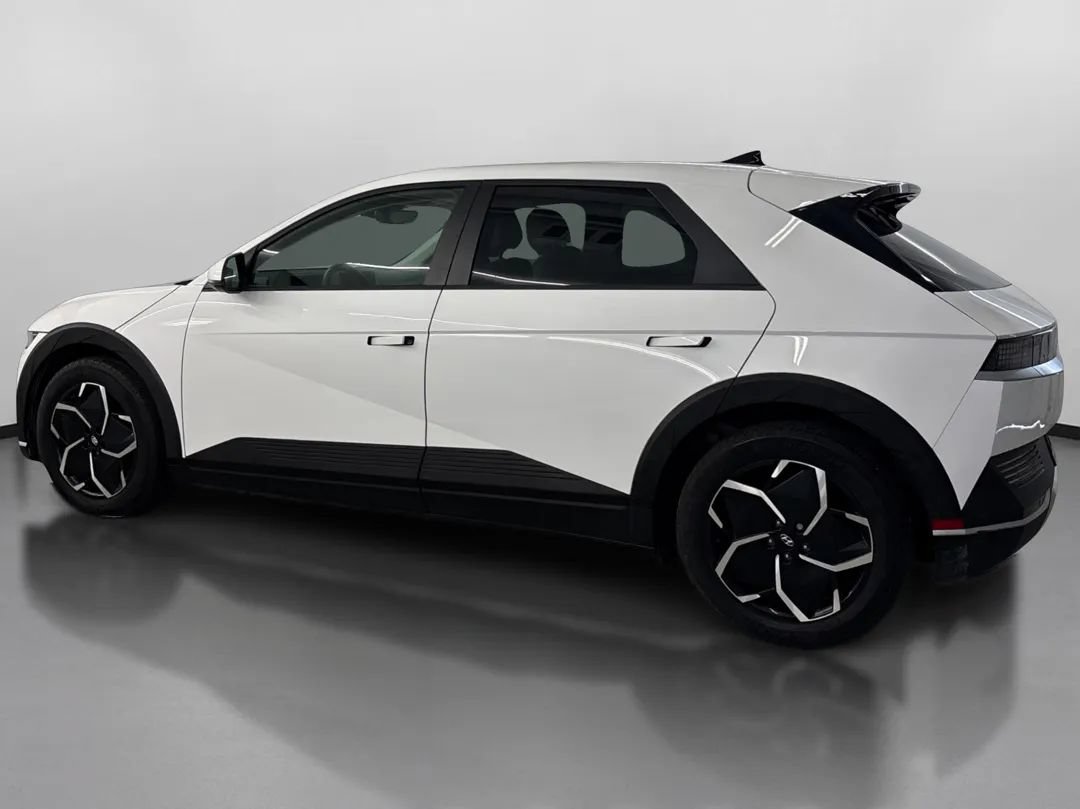 Used 2023 Hyundai Ioniq 5 SEL w/ Cargo Package AWD/4WD image 5