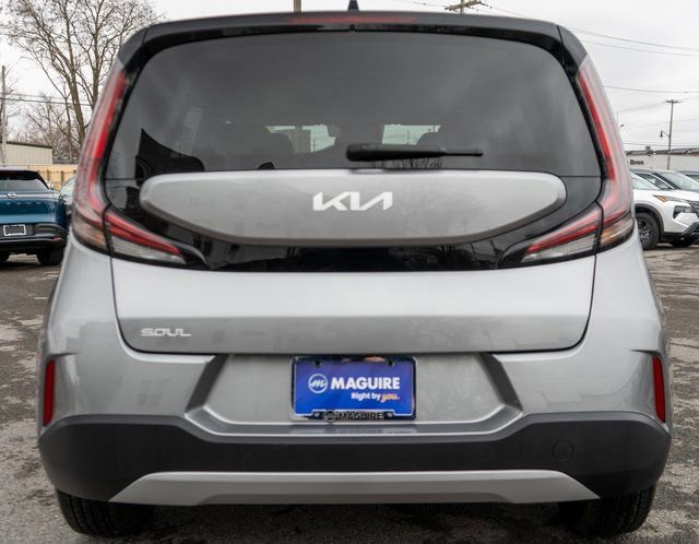 Used 2024 Kia Soul LX w/ Option Group 015 image 7
