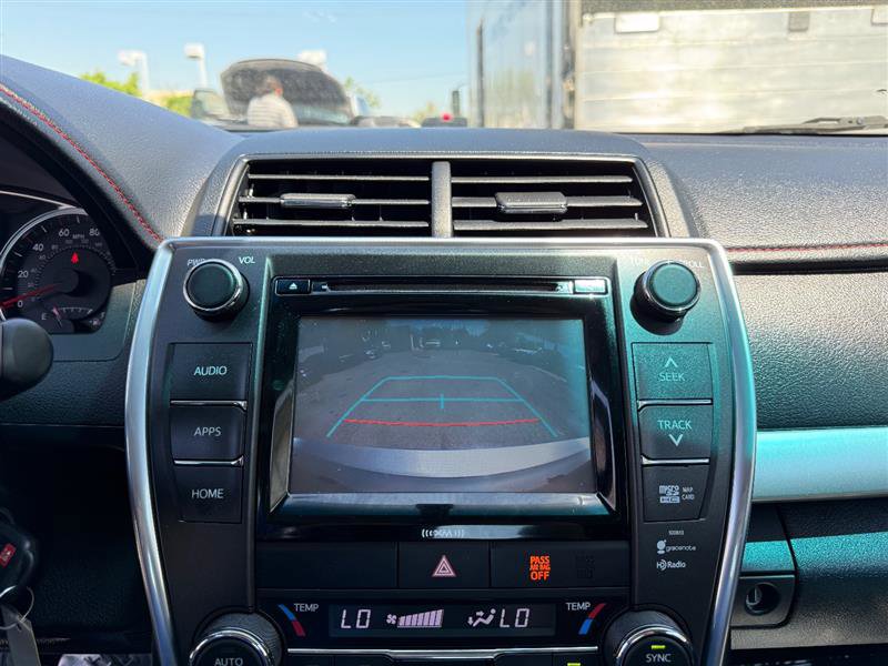 Used 2016 Toyota Camry XSE w/ Moonroof Package FWD image 37