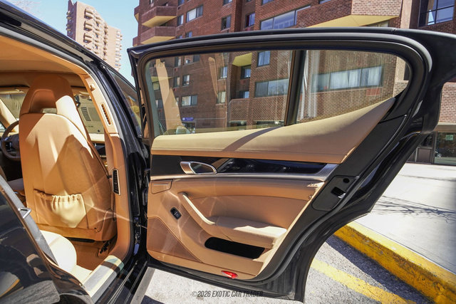 Used 2012 Porsche Panamera 4 image 57