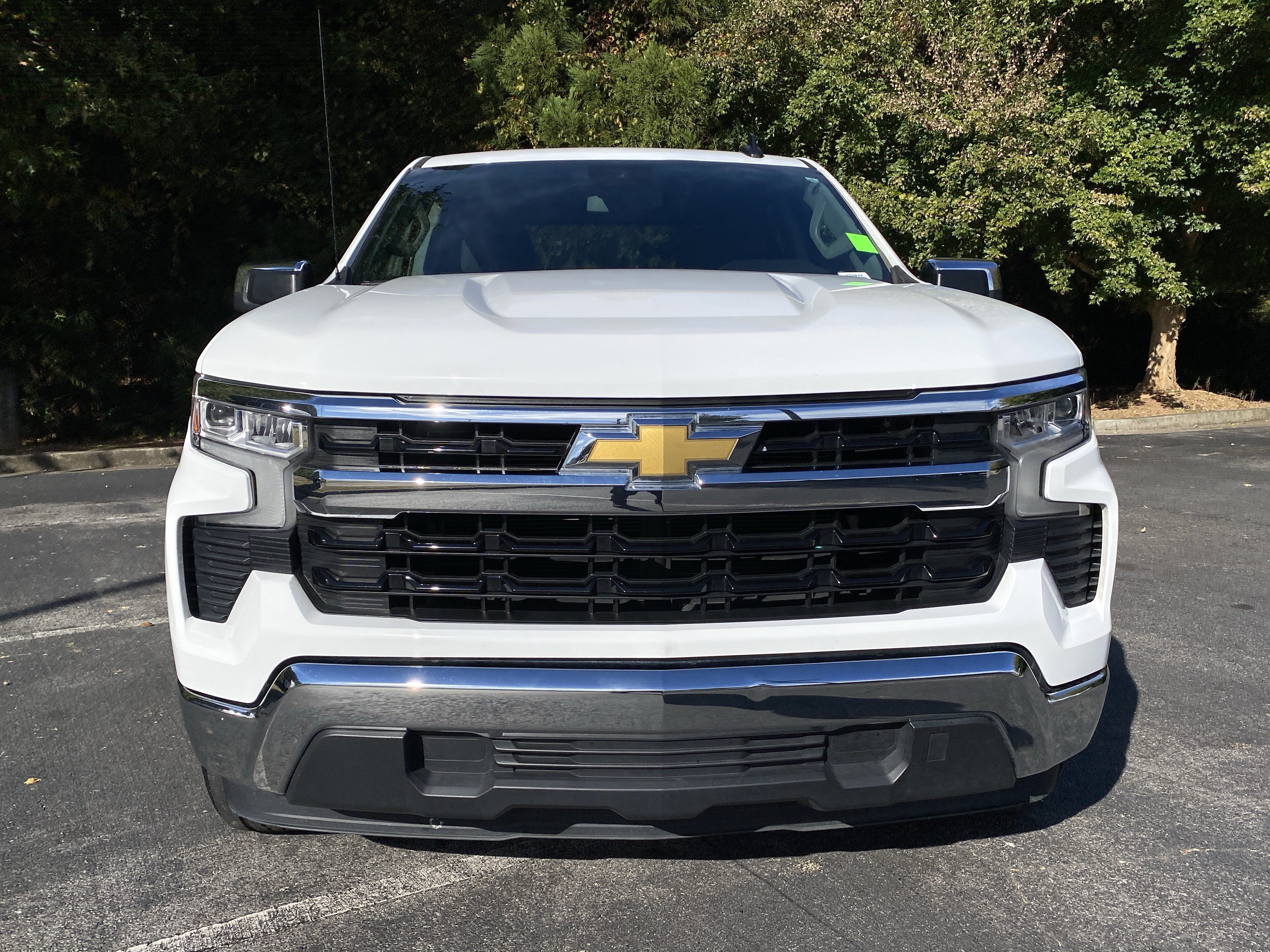 Used 2024 Chevrolet Silverado 1500 LT w/ Protection Package RWD image 3