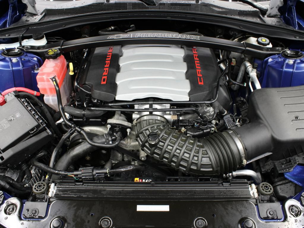 Used 2021 Chevrolet Camaro SS w/ LPO, Camaro Logo Package RWD image 29