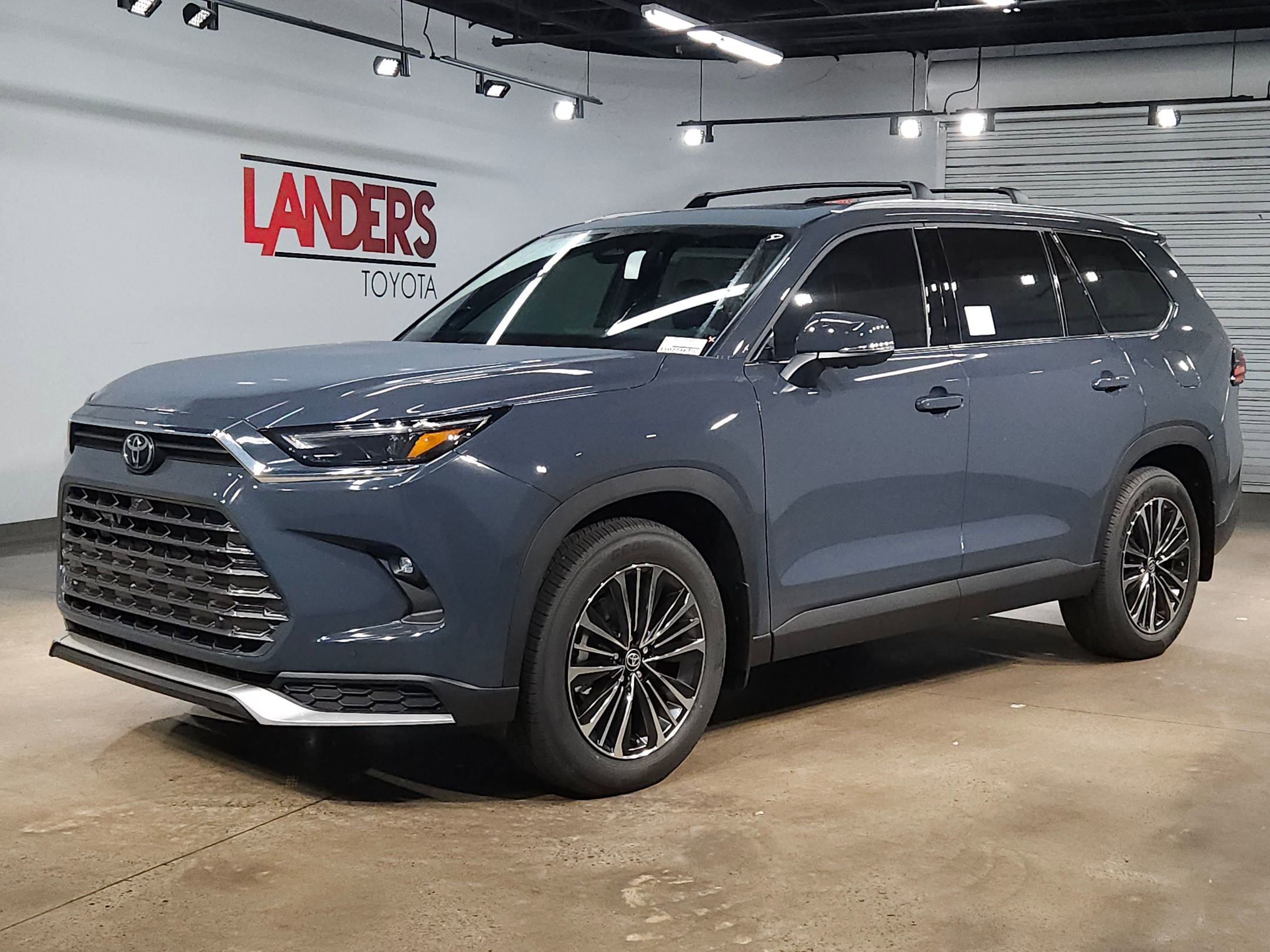 New 2026 Toyota Grand Highlander AWD Hybrid image 3
