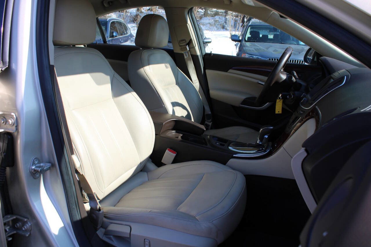 Used 2014 Buick Regal image 29