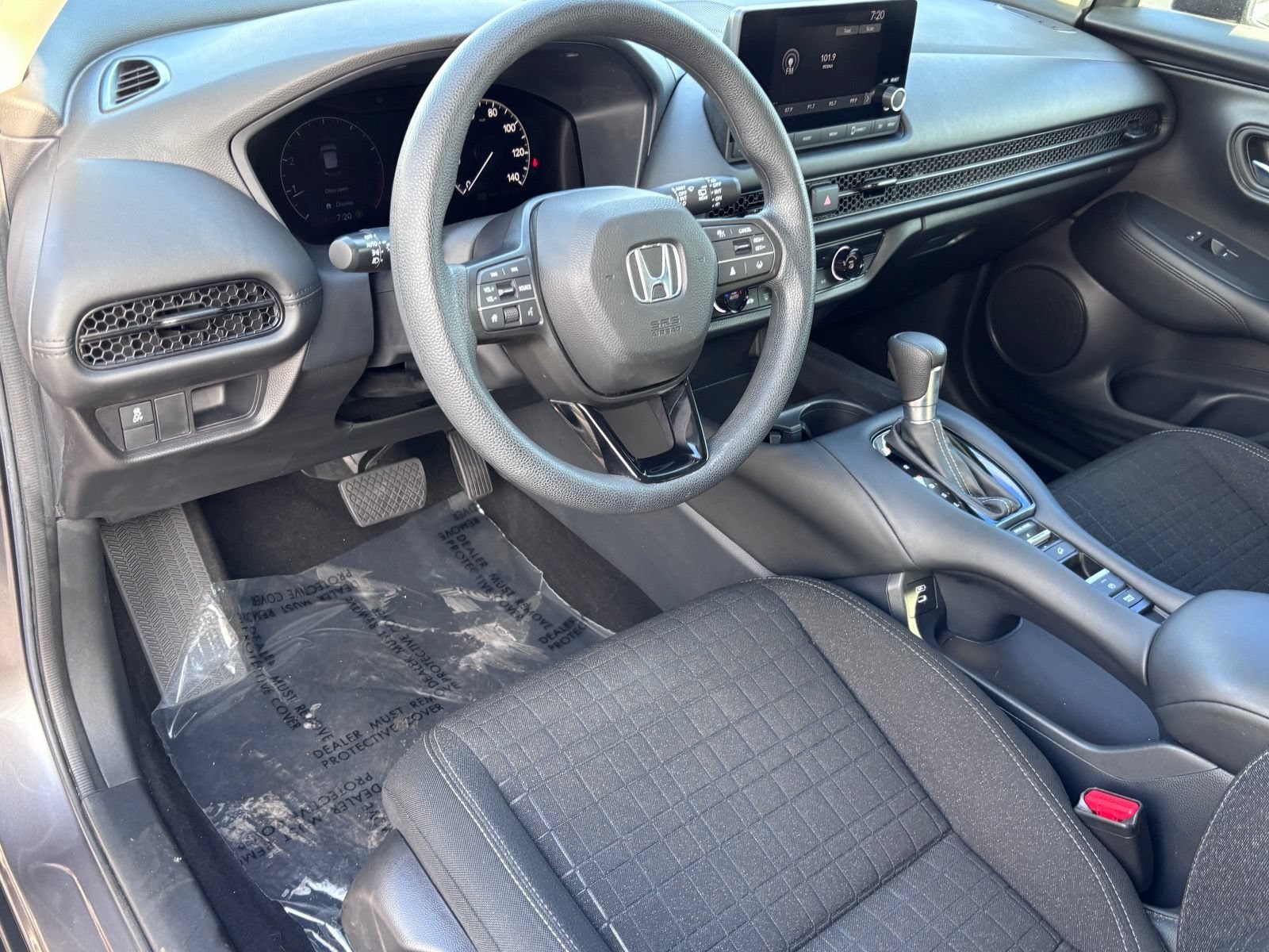 Certified 2024 Honda HR-V LX image 17