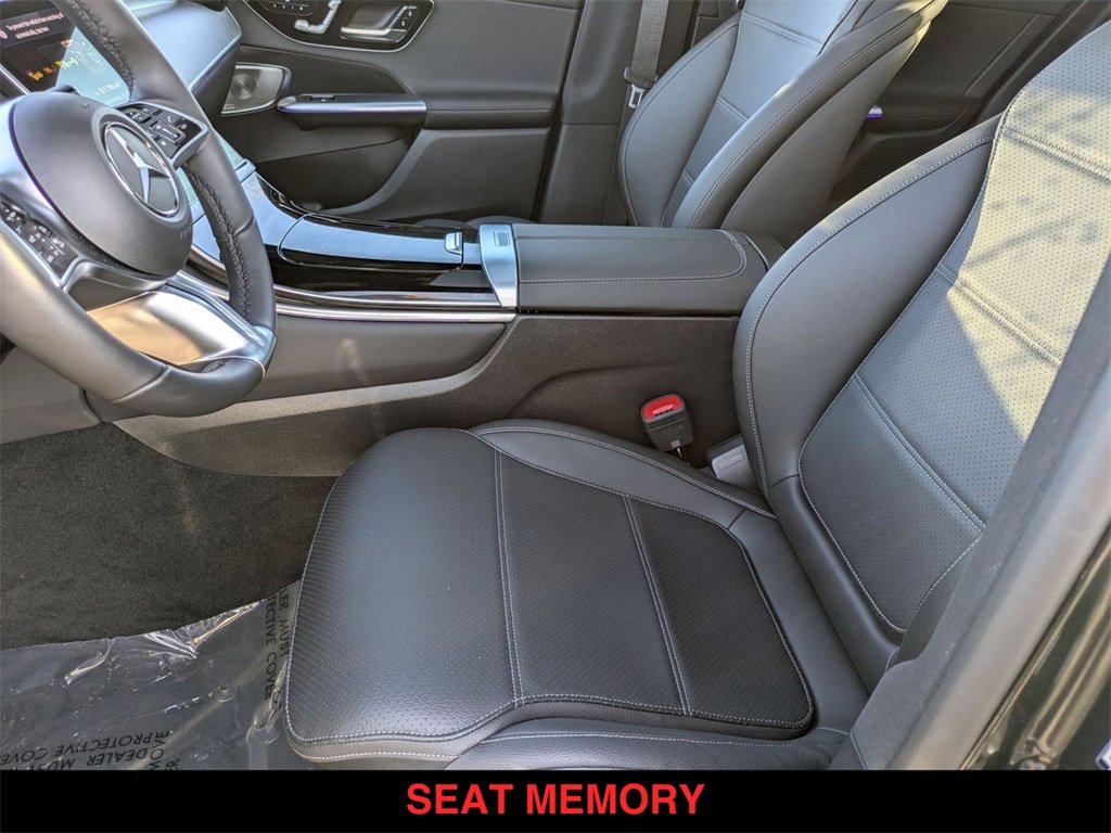 Certified 2025 Mercedes-Benz GLC 300 4MATIC image 13