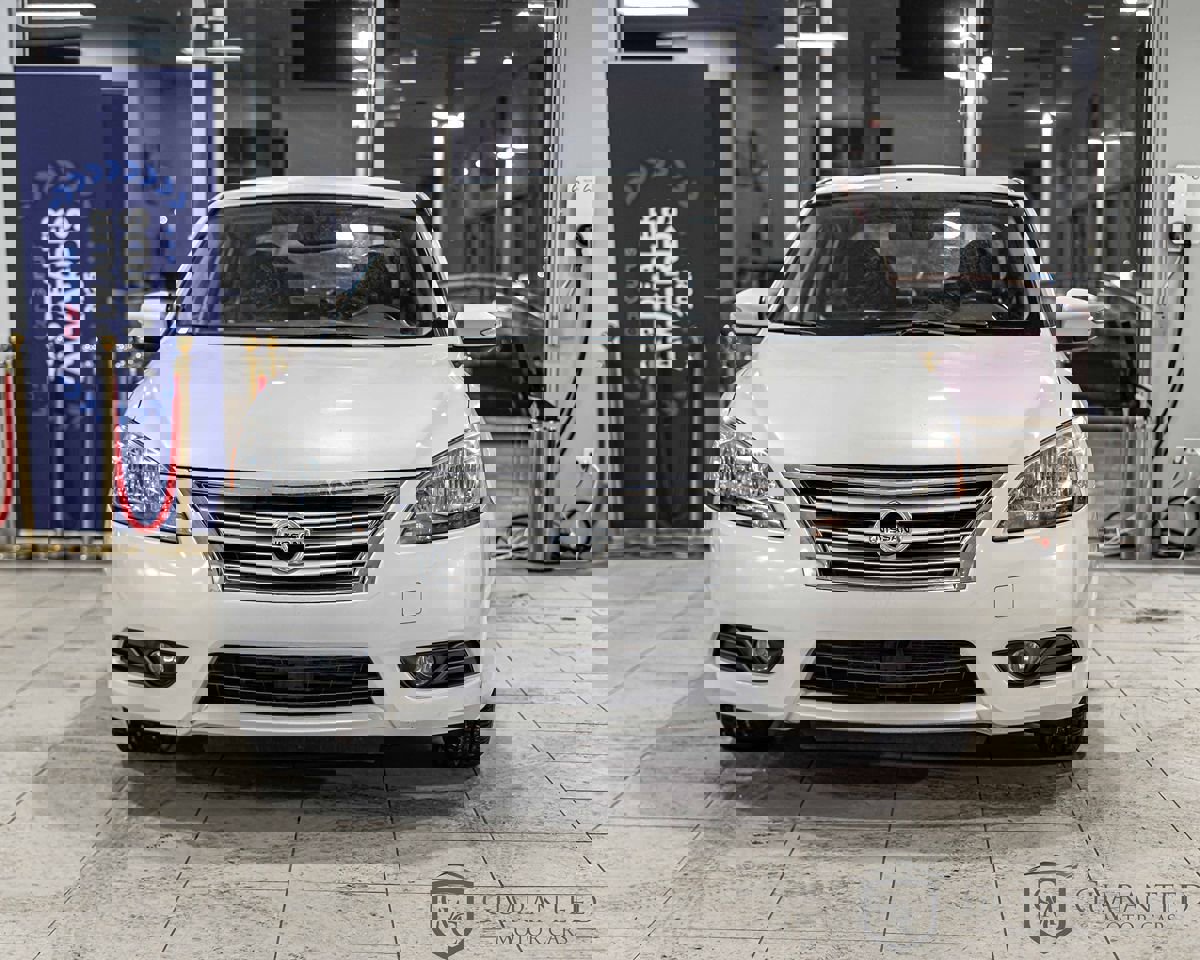 Used 2015 Nissan Sentra SL image 2