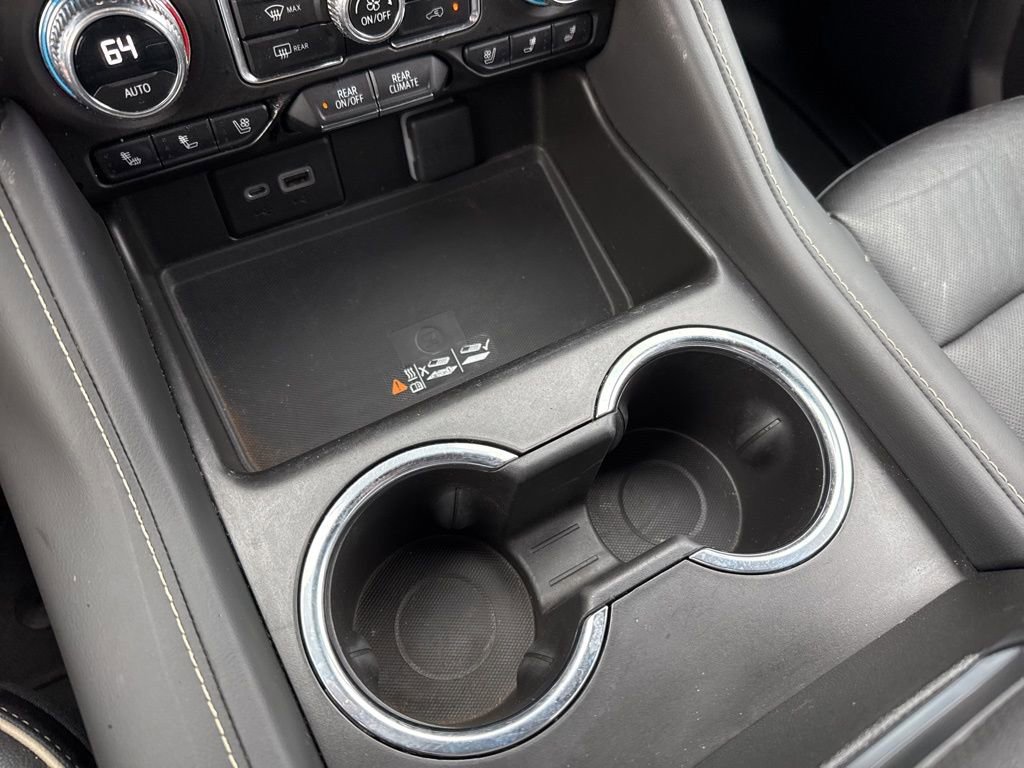 Used 2023 GMC Yukon SLT image 34