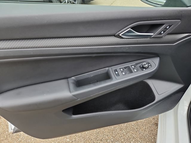 Used 2024 Volkswagen Golf R AWD/4WD image 12