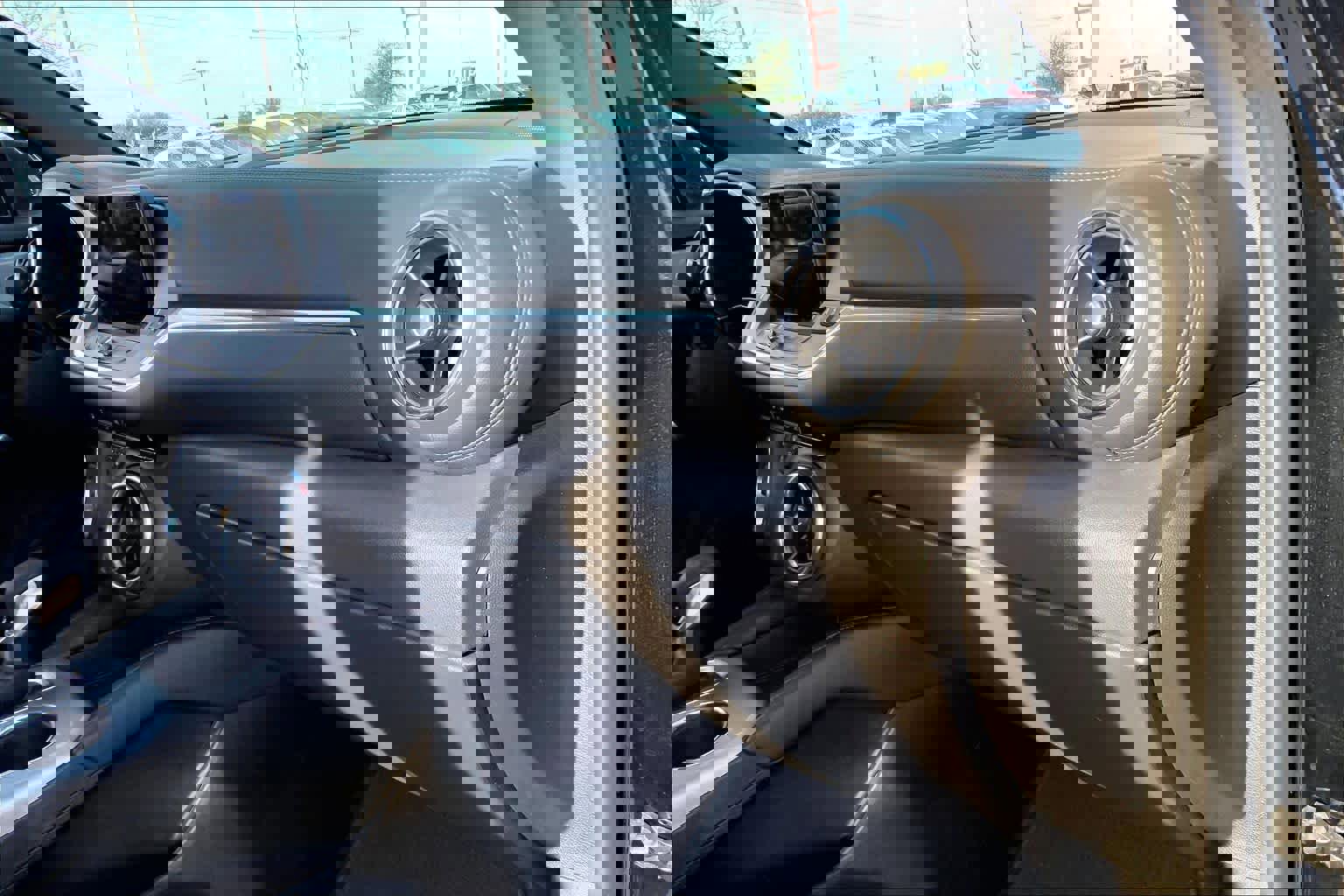 Used 2022 Chevrolet Blazer LT image 19