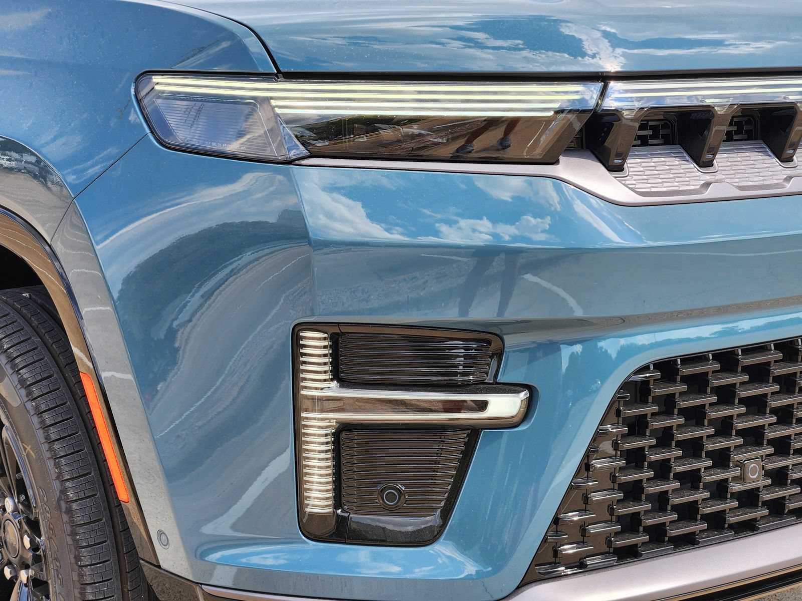 New 2026 Jeep Grand Wagoneer Limited AWD/4WD image 9