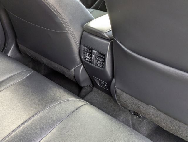 Used 2023 Toyota Corolla Cross XLE w/ Convenience Package image 33