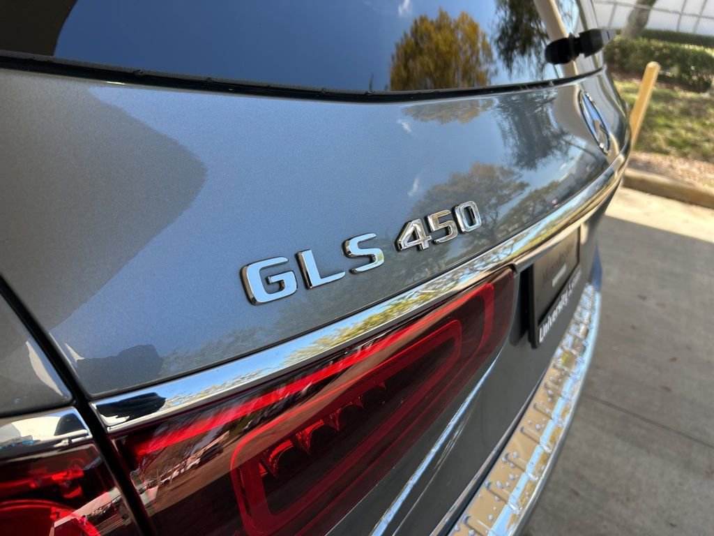 Used 2023 Mercedes-Benz GLS 450 4MATIC w/ AMG Line Exterior image 20