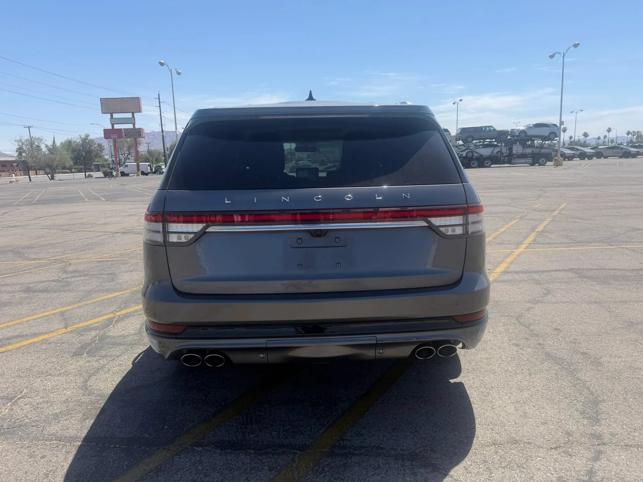 Used 2021 Lincoln Aviator Grand Touring AWD/4WD image 5