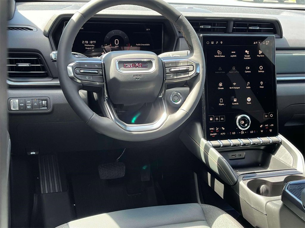 New 2026 GMC Terrain AT4 w/ LPO, Floor Liner Package image 12