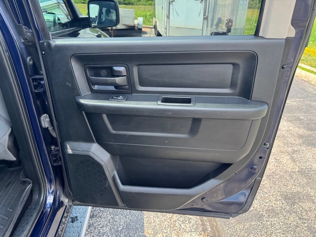 Used 2017 RAM 1500 Express w/ Express Value Package AWD/4WD image 22