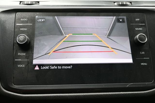 Used 2021 Volkswagen Tiguan SE R-Line FWD image 21