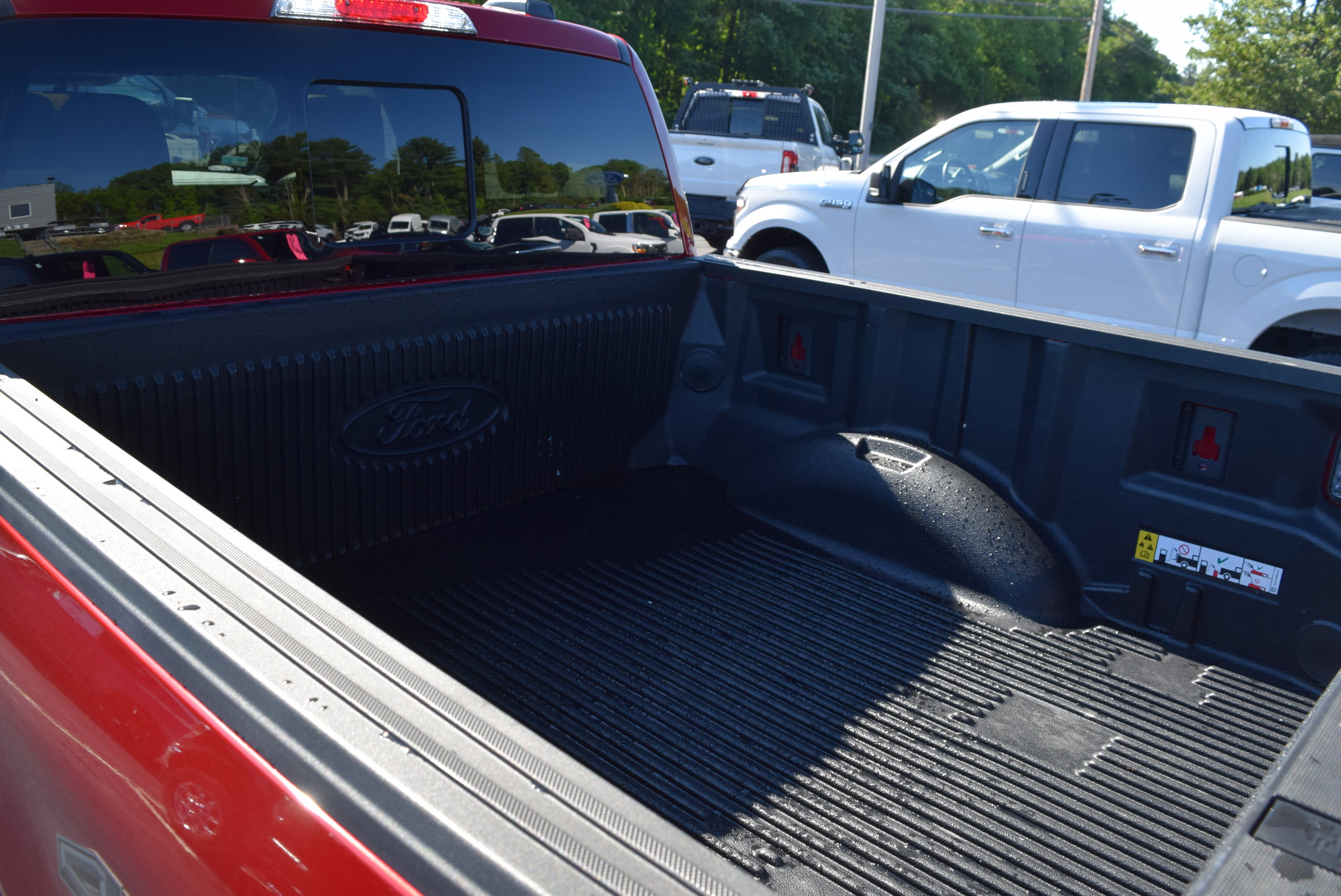 Used 2021 Ford F150 Lariat w/ Equipment Group 502A High AWD/4WD image 6