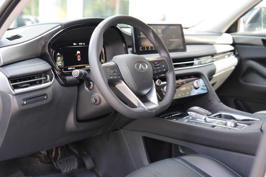 Used 2023 INFINITI QX60 Luxe w/ Cargo Package AWD/4WD image 28