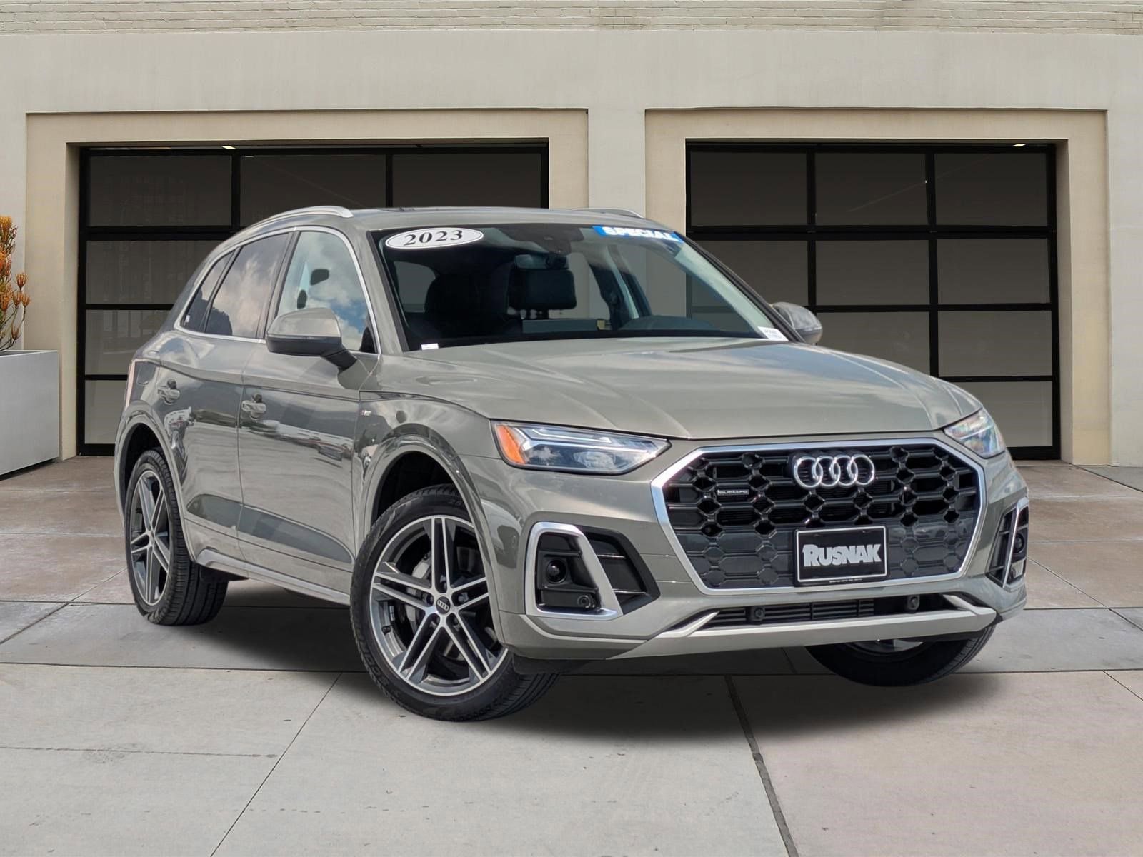 Used 2023 Audi Q5 e Premium w/ Convenience Package image 33