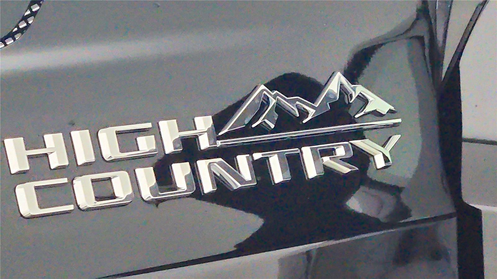 New 2026 Chevrolet Tahoe High Country w/ Sun And Tow Package image 28