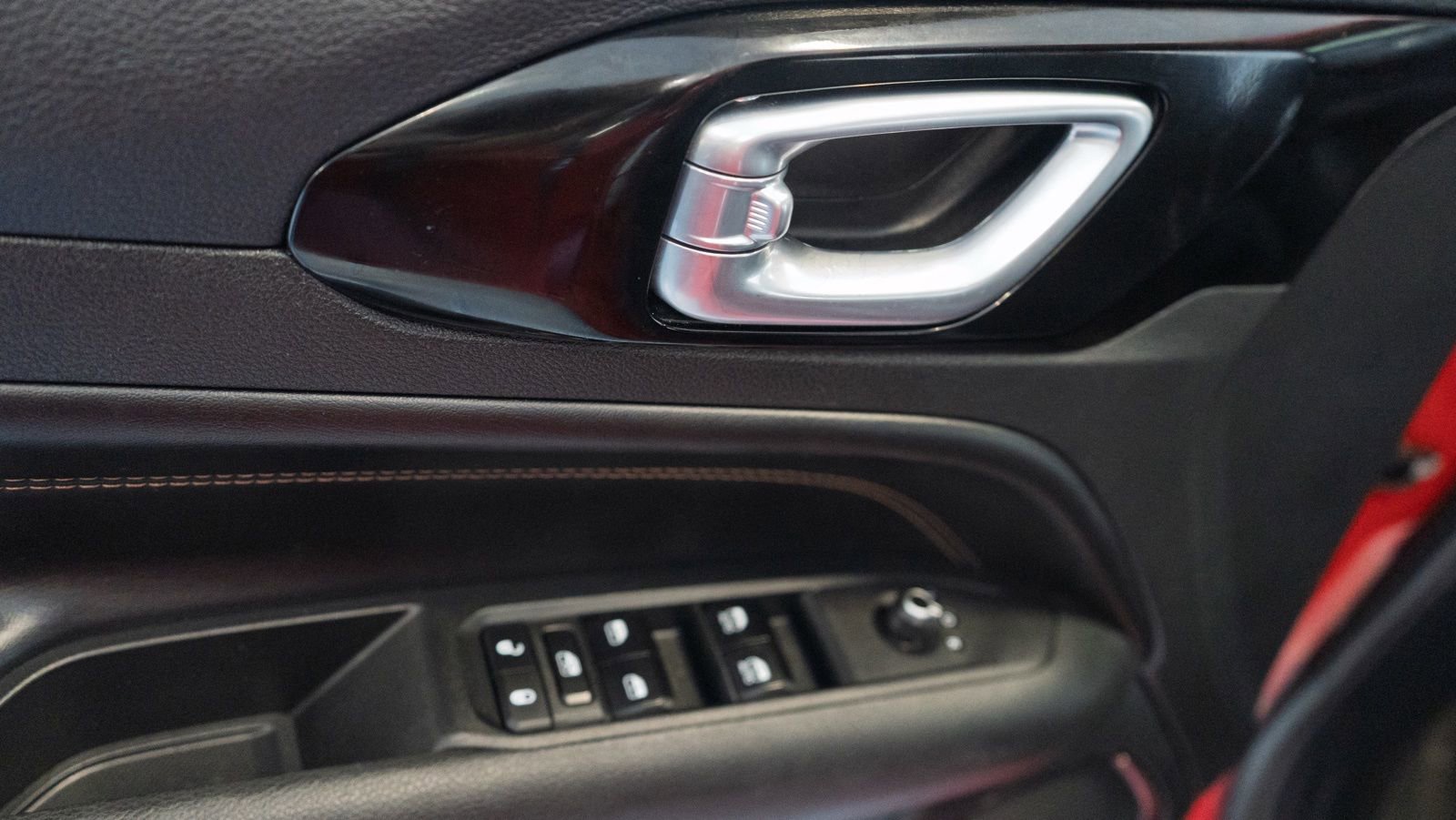 Used 2023 Jeep Compass High Altitude image 12