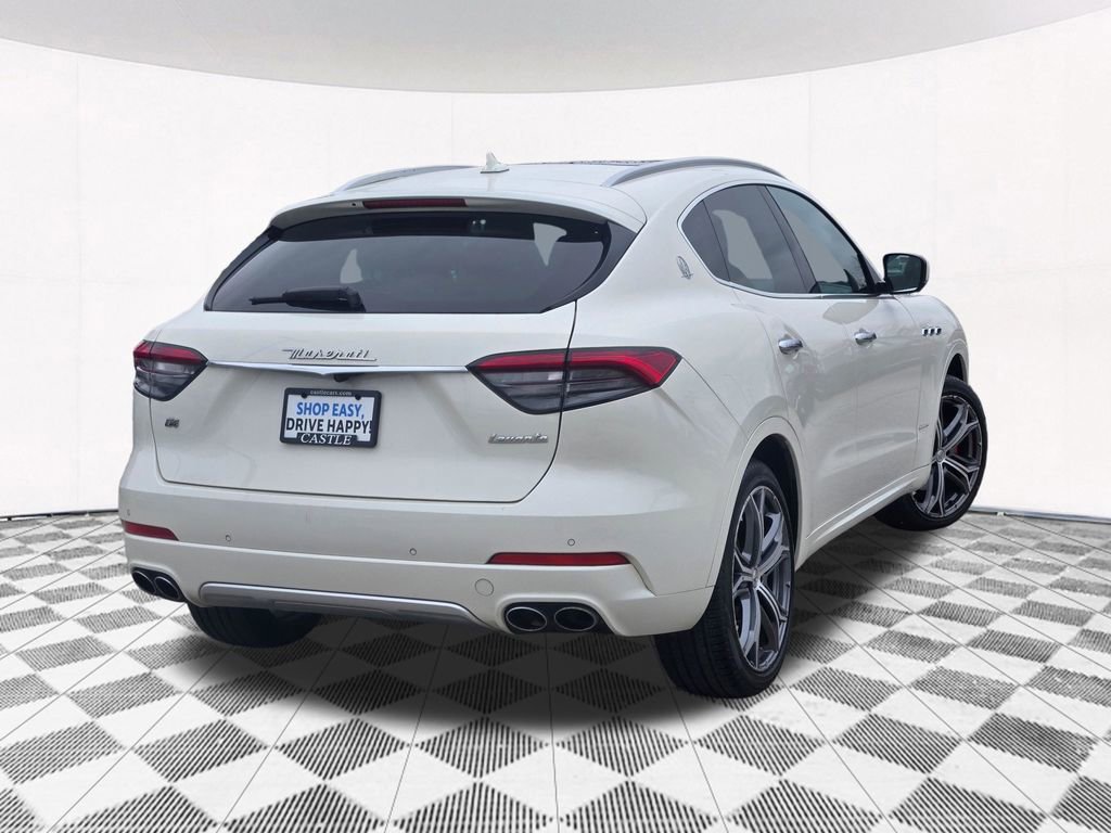 Used 2021 Maserati Levante GranLusso image 22