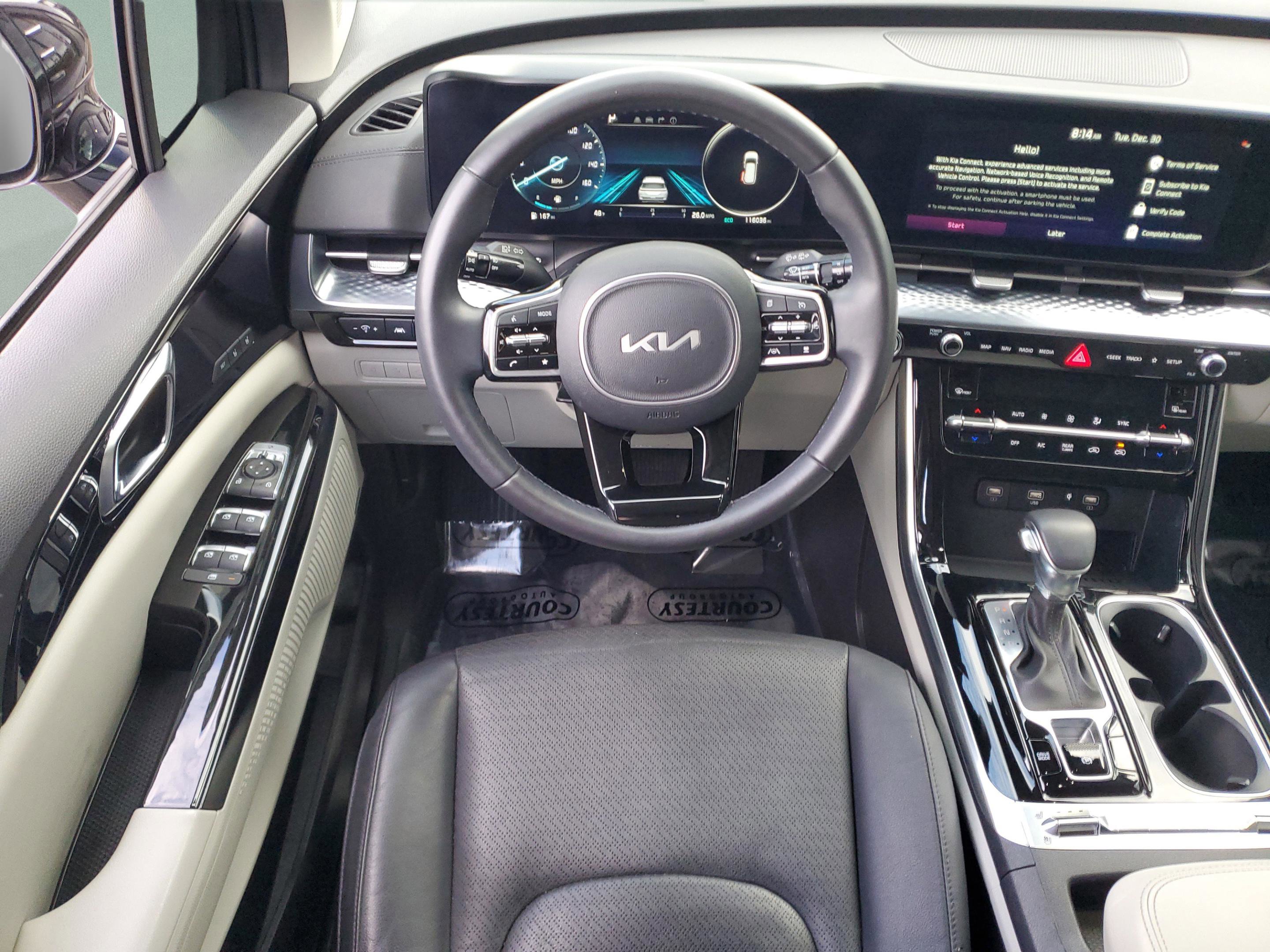 Used 2024 Kia Carnival SX Prestige image 12