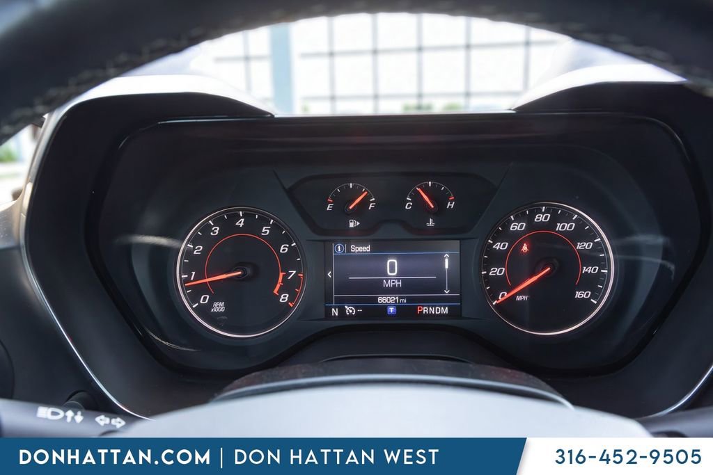 Used 2020 Chevrolet Camaro LT RWD image 5