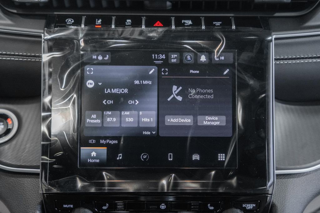 New 2025 Jeep Grand Cherokee L Altitude image 21